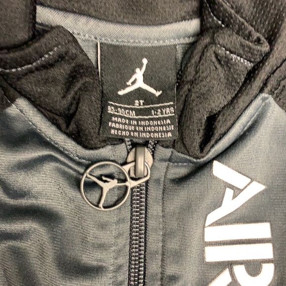 Bundle joggers jacket shoes! - Picture 7 of 10